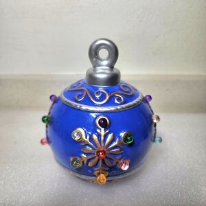 Lighted Ceramic Snowball Ornament. Blue with Gold Accents. New No Tags